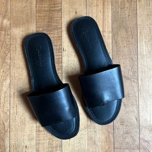 The Boardwalk Post Slide Sandal